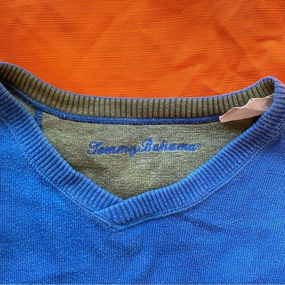 Tommy Bahama Blue and Green Crewneck Sweater - Picture 3 of 9